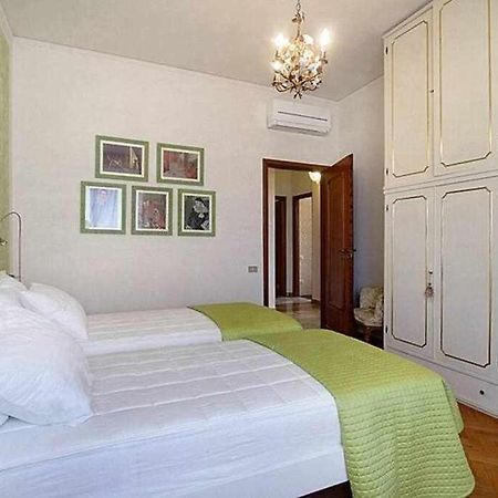 Frati Bigi With Two Bedrooms And Parking Firenze Bagian luar foto