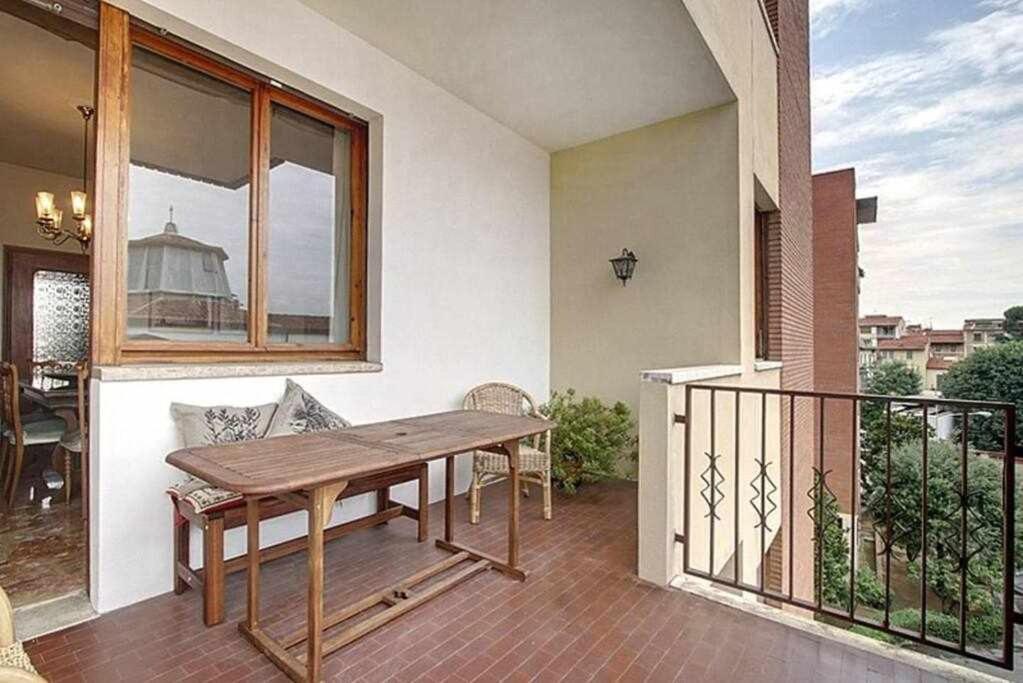 Frati Bigi With Two Bedrooms And Parking Firenze Bagian luar foto